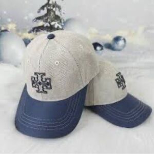Tory Burch Two-tone Canvas Cap In Natural/tory Navy